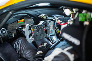Illustration for article titled Back-to-Back: McLaren 650S and 12C GT3